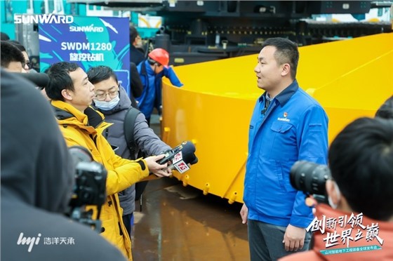 38924168.jpg 38924168.jpg