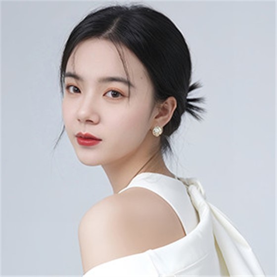 欧阳凝萍.jpg