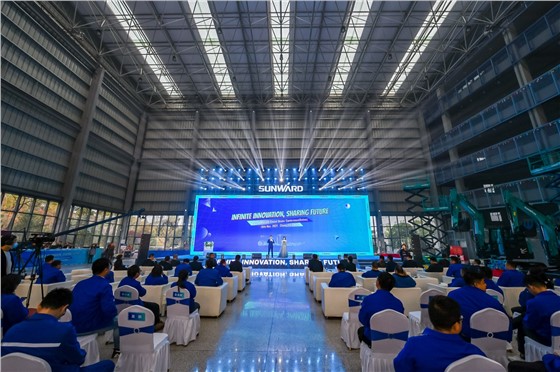 1山河智能全球代理商大会 (3).JPG