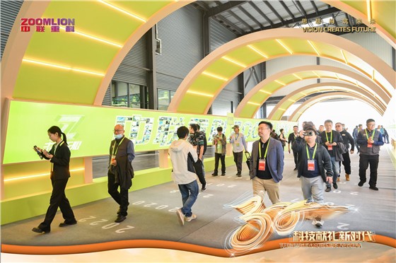 中联重科企业展厅临展设计施工 (5).JPG