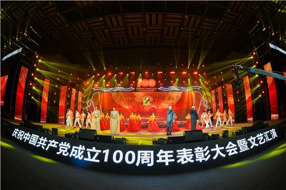 山河智能&大众传媒71党建活动 (1)主图.JPG
