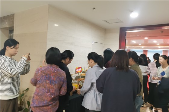 能建总部宣讲会 (3).jpg