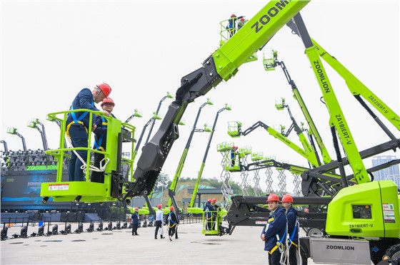 3中联成果展示会 (1).JPG