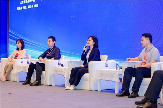 2025年度全国MPAcc教学管理工作研讨及培训班2 (9).JPG