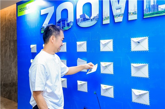 中联高机长沙展海外晚宴1 (1).JPG