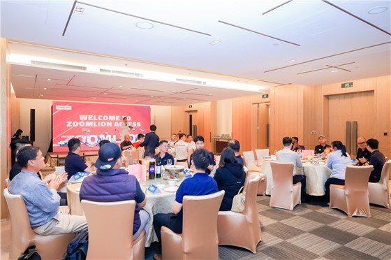 中联高机长沙展海外晚宴1 (2).JPG