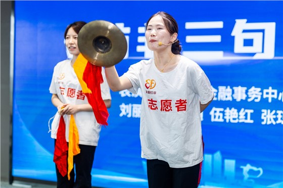 1芙蓉区防范非法金融宣传月集中宣传活动 (6).jpg