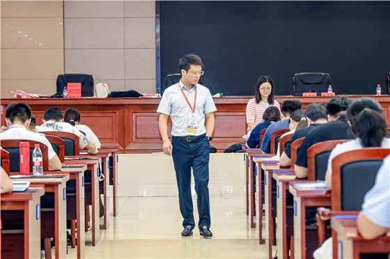 2湖南省第六届粮食行业职业技能竞赛 (6).jpg