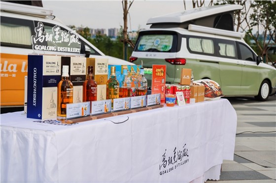 1嘉宇璟琇大泽湖临时展厅布置、开放活动 (2).JPG