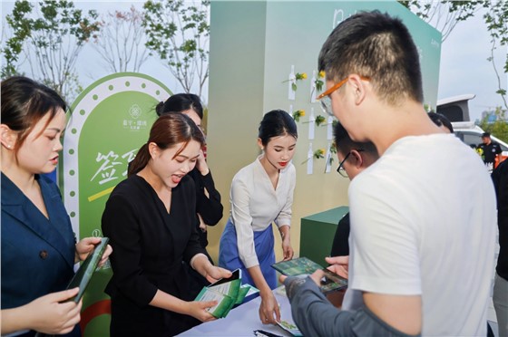 2嘉宇璟琇大泽湖临时展厅布置、开放活动 (3).JPG