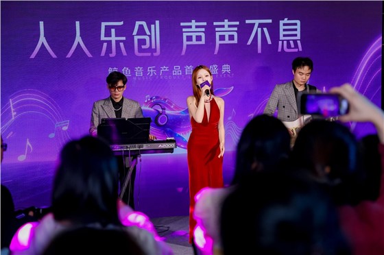 9M6A7598.jpg~tplv-9lv23dm2t1-resize-animforce-v1_1600_3000_gif.jpg