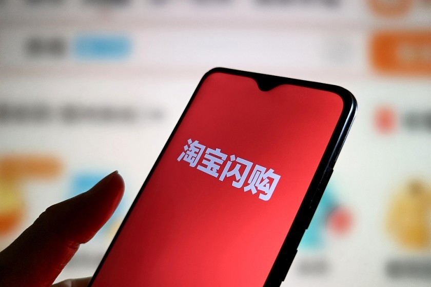 明星营销的新范式：从“梗”出发，走进生活场景