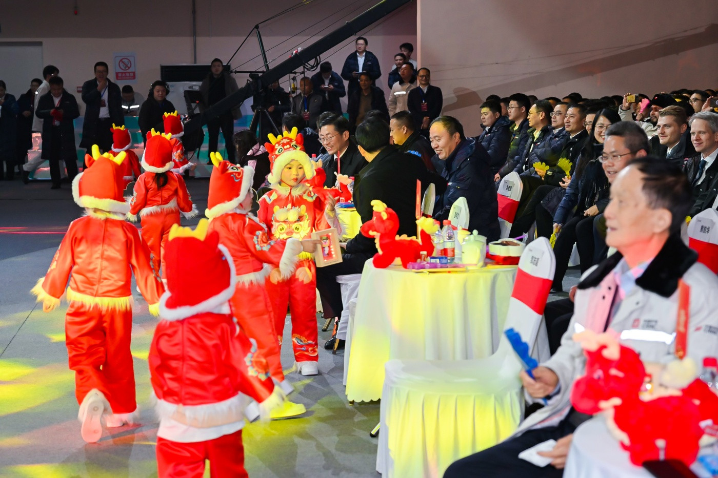 1中车株机2023年总结表彰会活动 (6).JPG