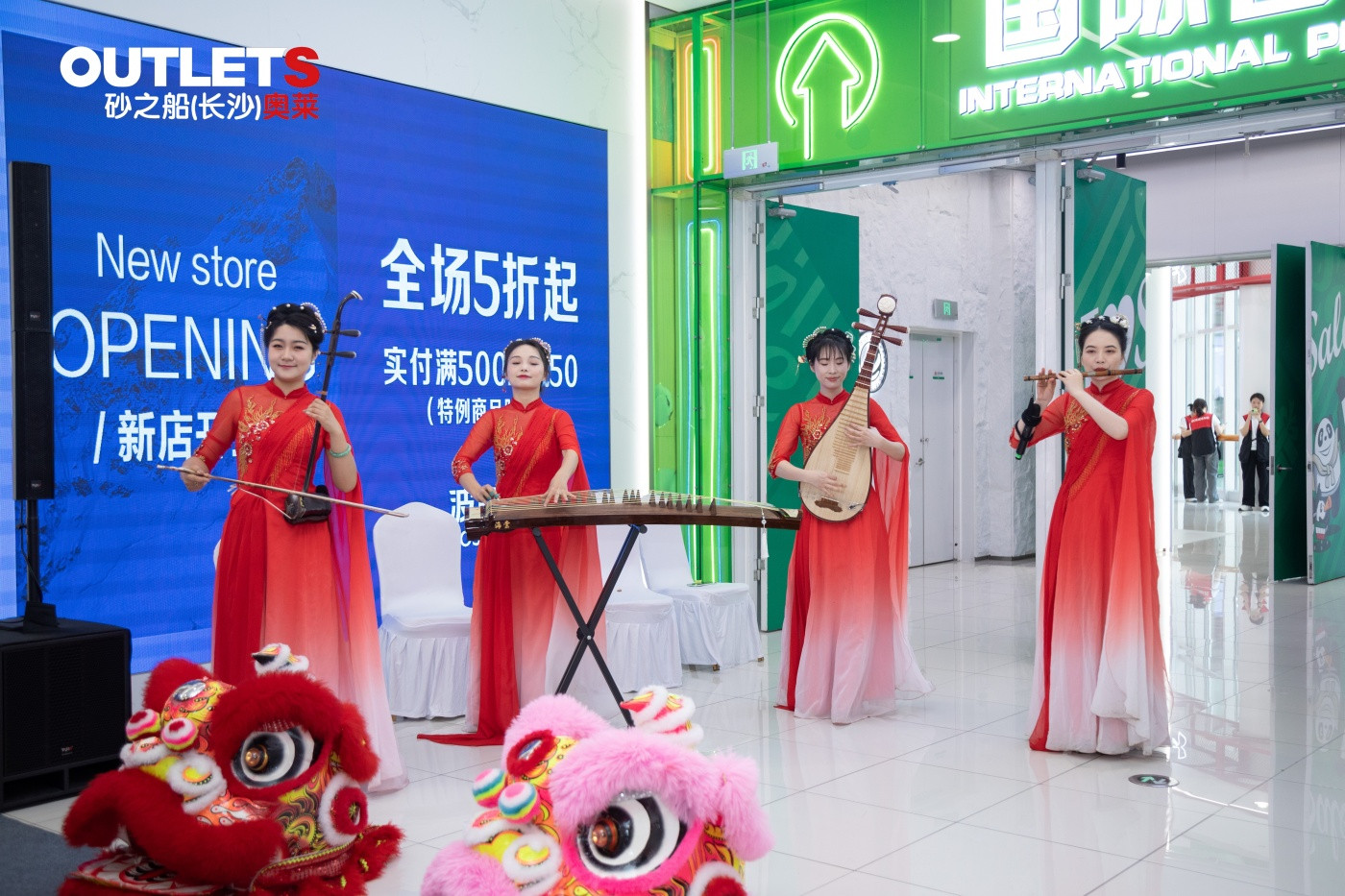 波司登砂之船店全新开业活动1 (2).jpg