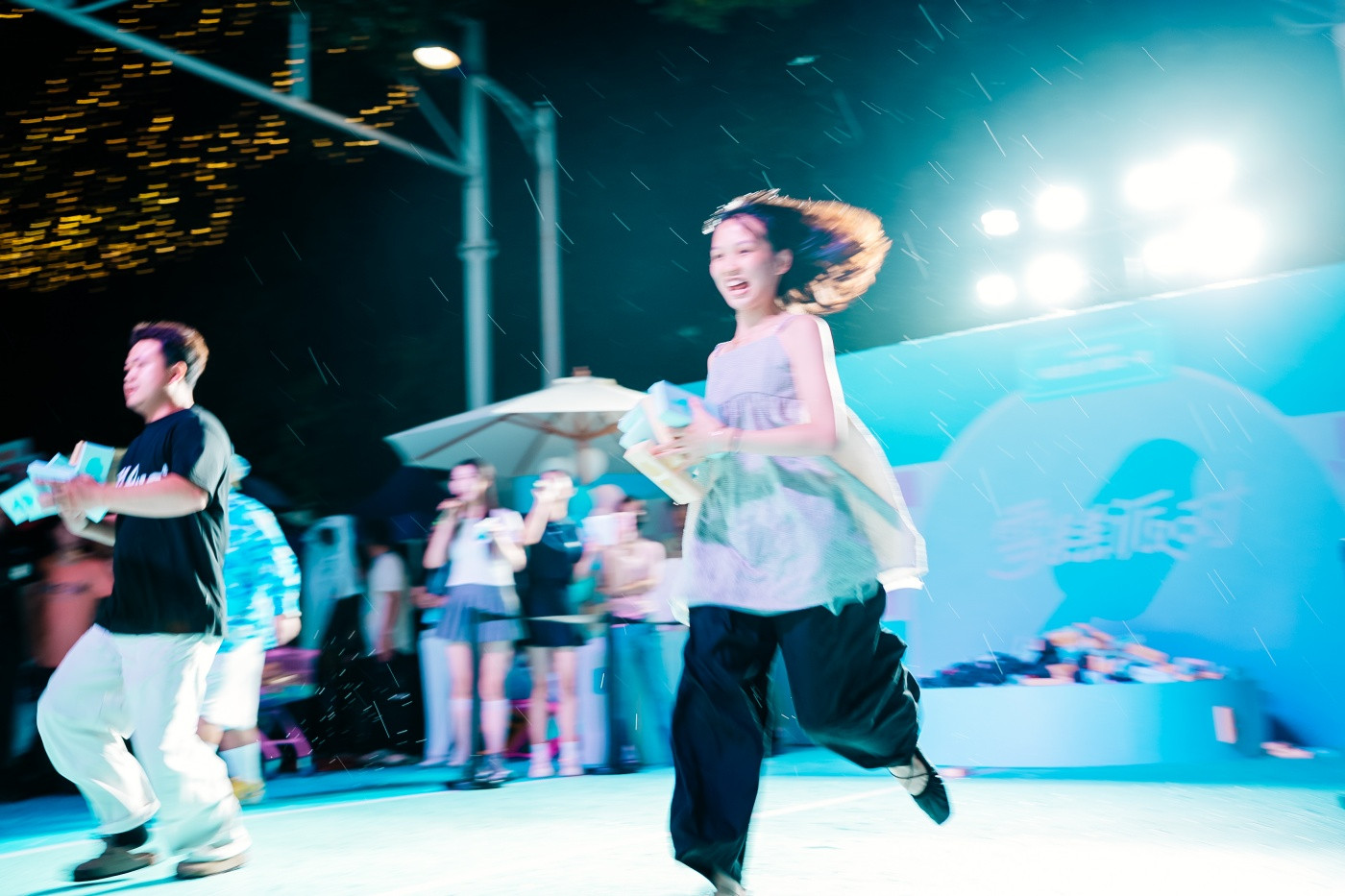 2小米科技暑促季 (3).jpg