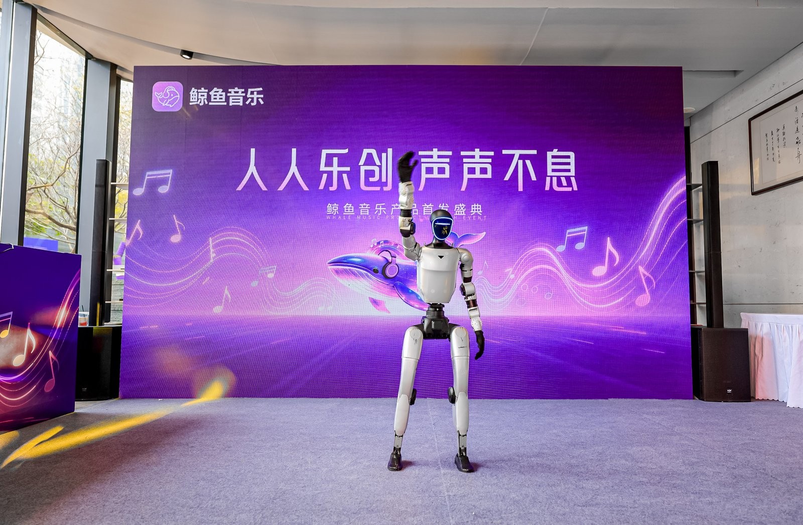 SLL4452.jpg~tplv-9lv23dm2t1-resize-animforce-v1_1600_3000_gif.jpg