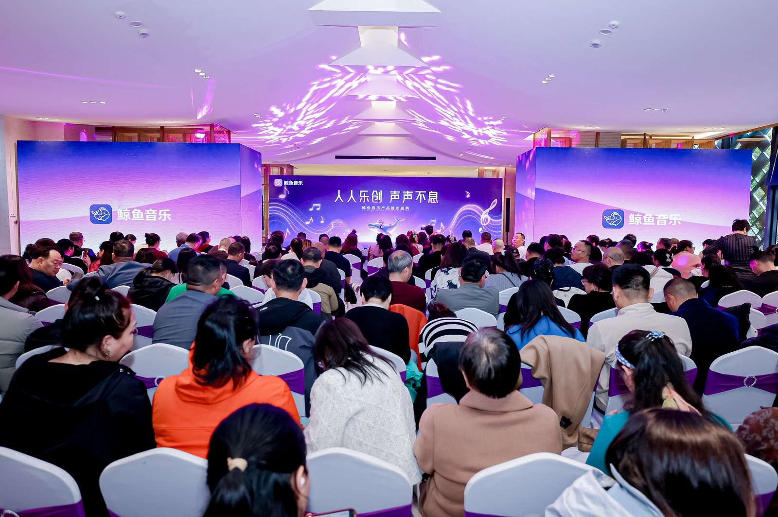 9M6A7022.jpg~tplv-9lv23dm2t1-resize-animforce-v1_1600_3000_gif.jpg